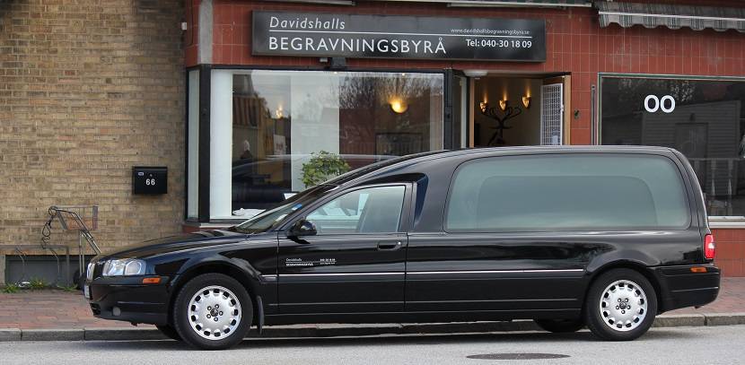begravningsbil volvo s80